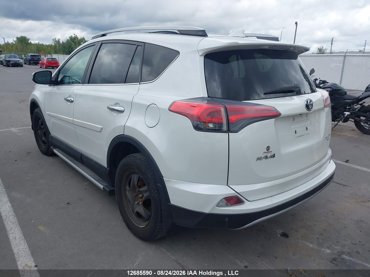 2T3DFREVXHW637719 · 2017 TOYOTA RAV4 LIMITED · 3/17