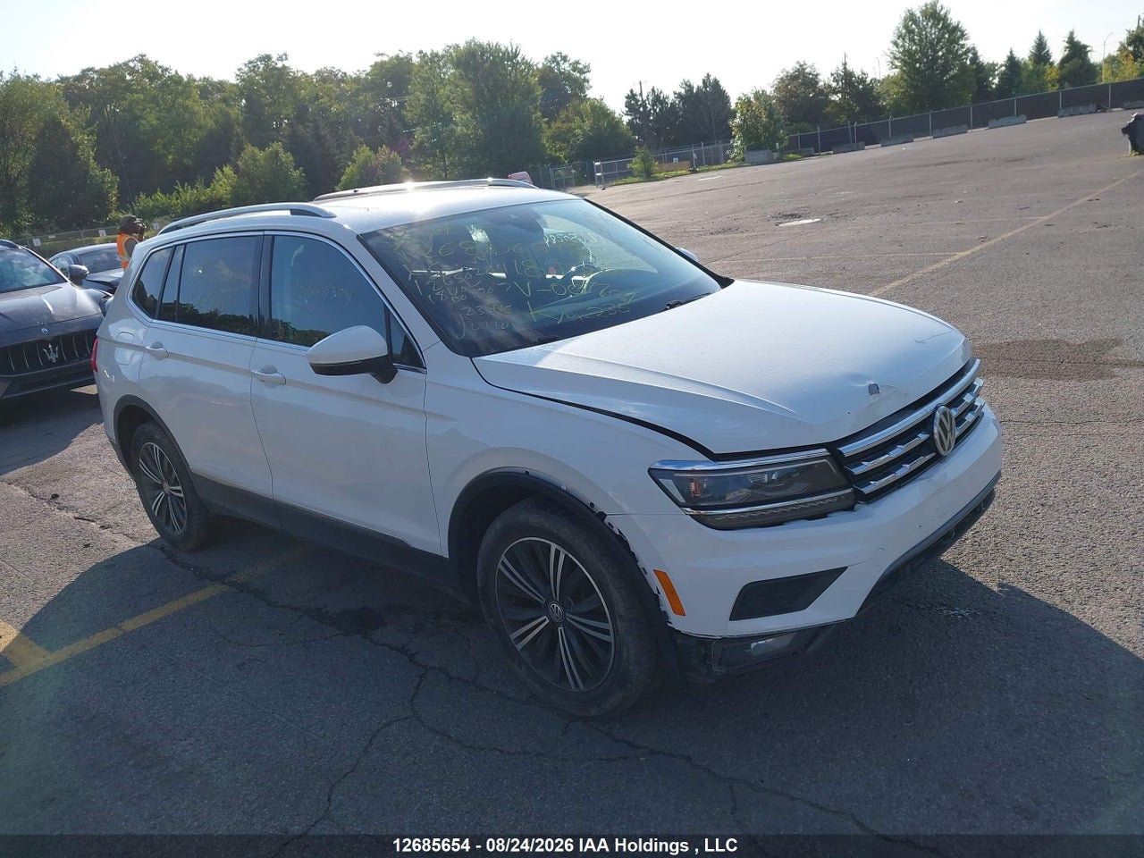 3VV4B7AX9JM007707 · 2018 VOLKSWAGEN TIGUAN HIGHLINE