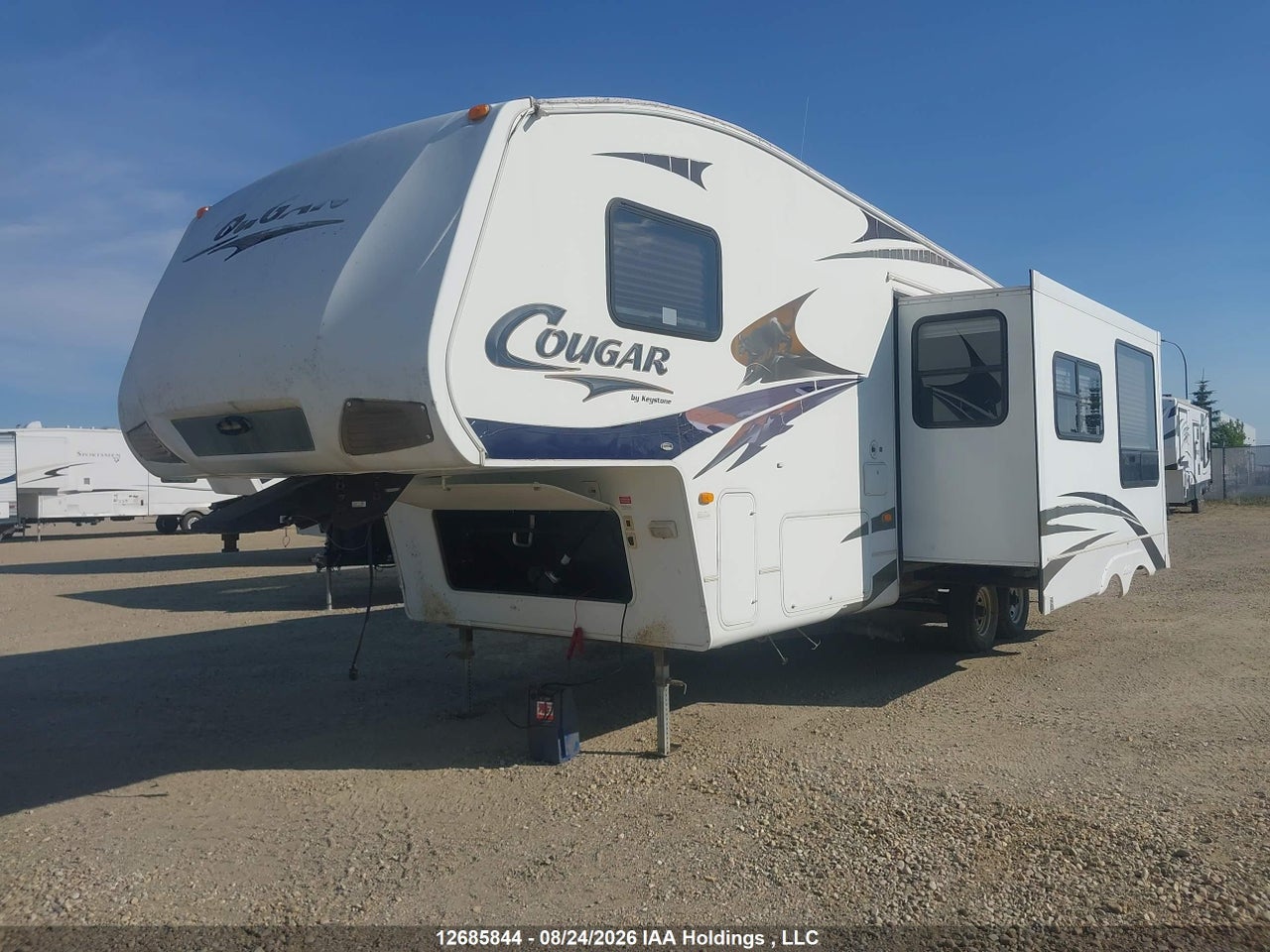 4YDF281238C500468 · 2008 KEYSTONE cougar · 2/12