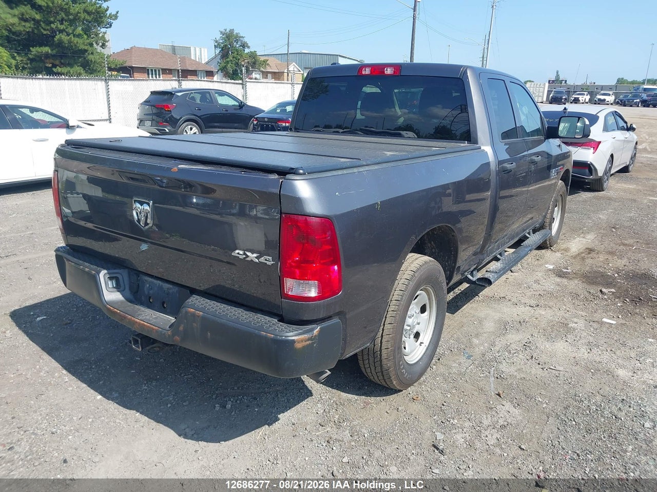 1C6RR7FM6HS605003 · 2017 RAM 1500 ST · 4/18