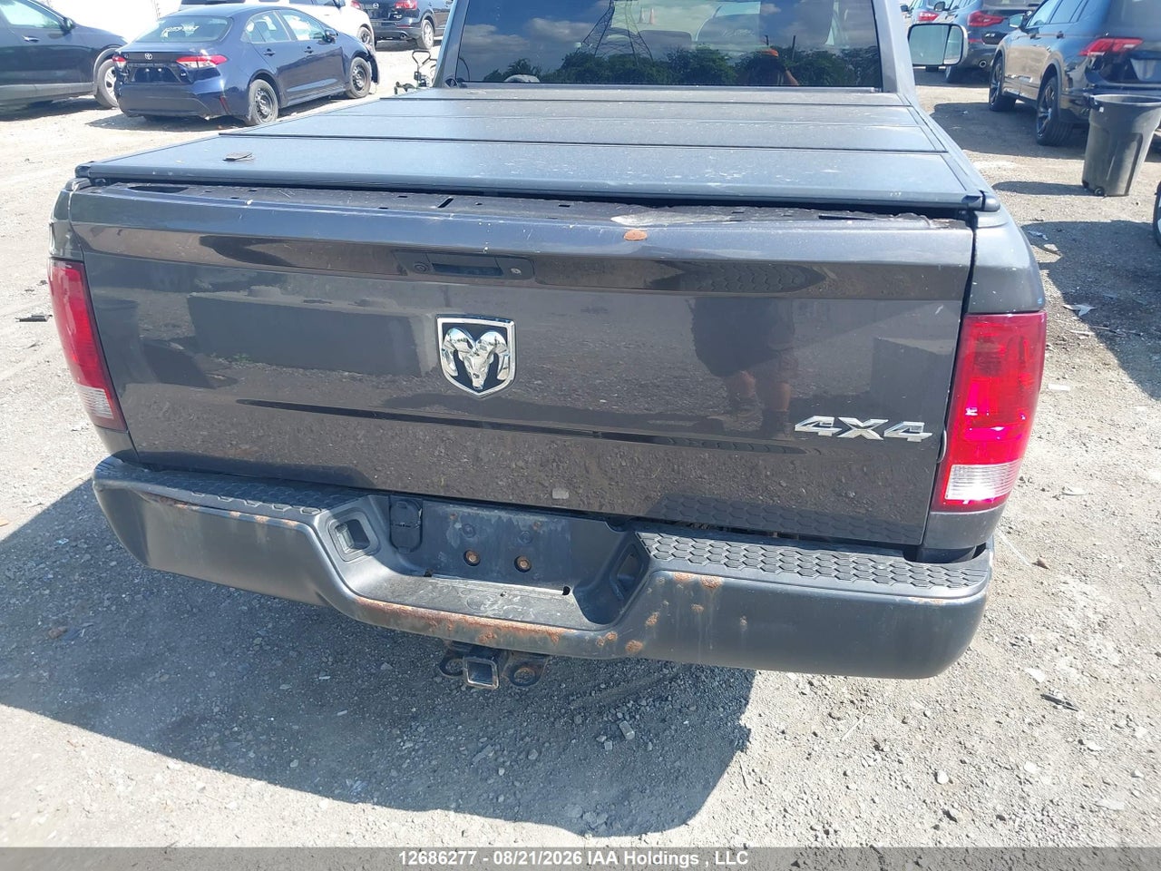 1C6RR7FM6HS605003 · 2017 RAM 1500 ST · 6/18