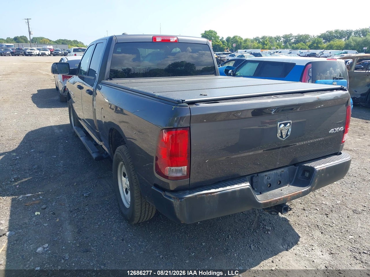 1C6RR7FM6HS605003 · 2017 RAM 1500 ST · 3/18