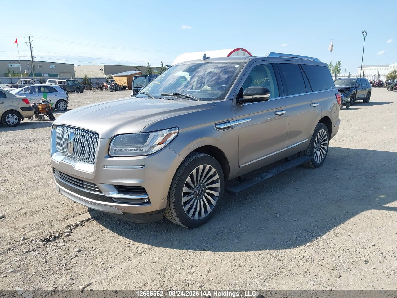 5LMJJ2LT0KEL15107 · 2019 LINCOLN NAVIGATOR RESERVE · 2/21