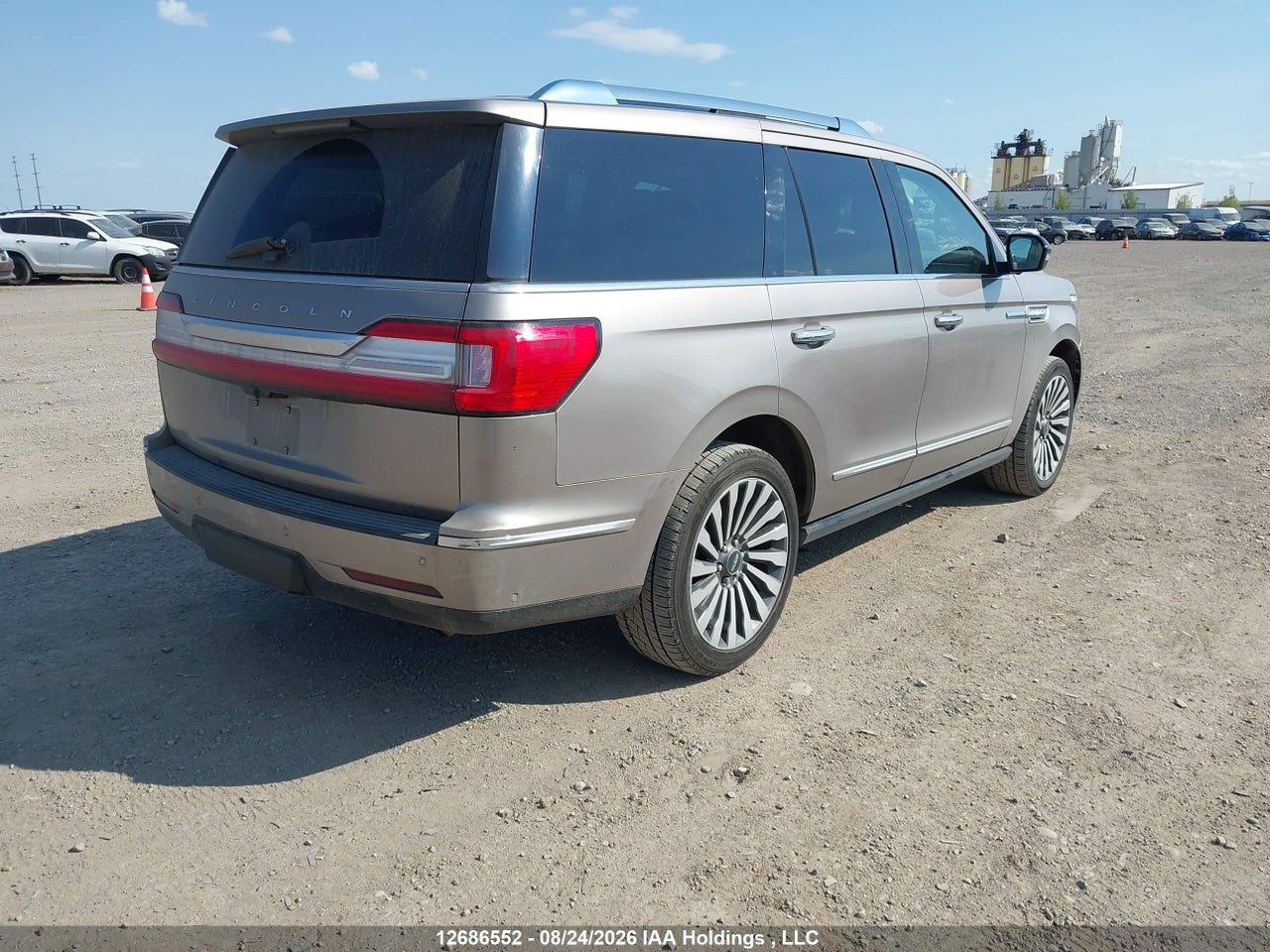 5LMJJ2LT0KEL15107 · 2019 LINCOLN NAVIGATOR RESERVE · 4/21