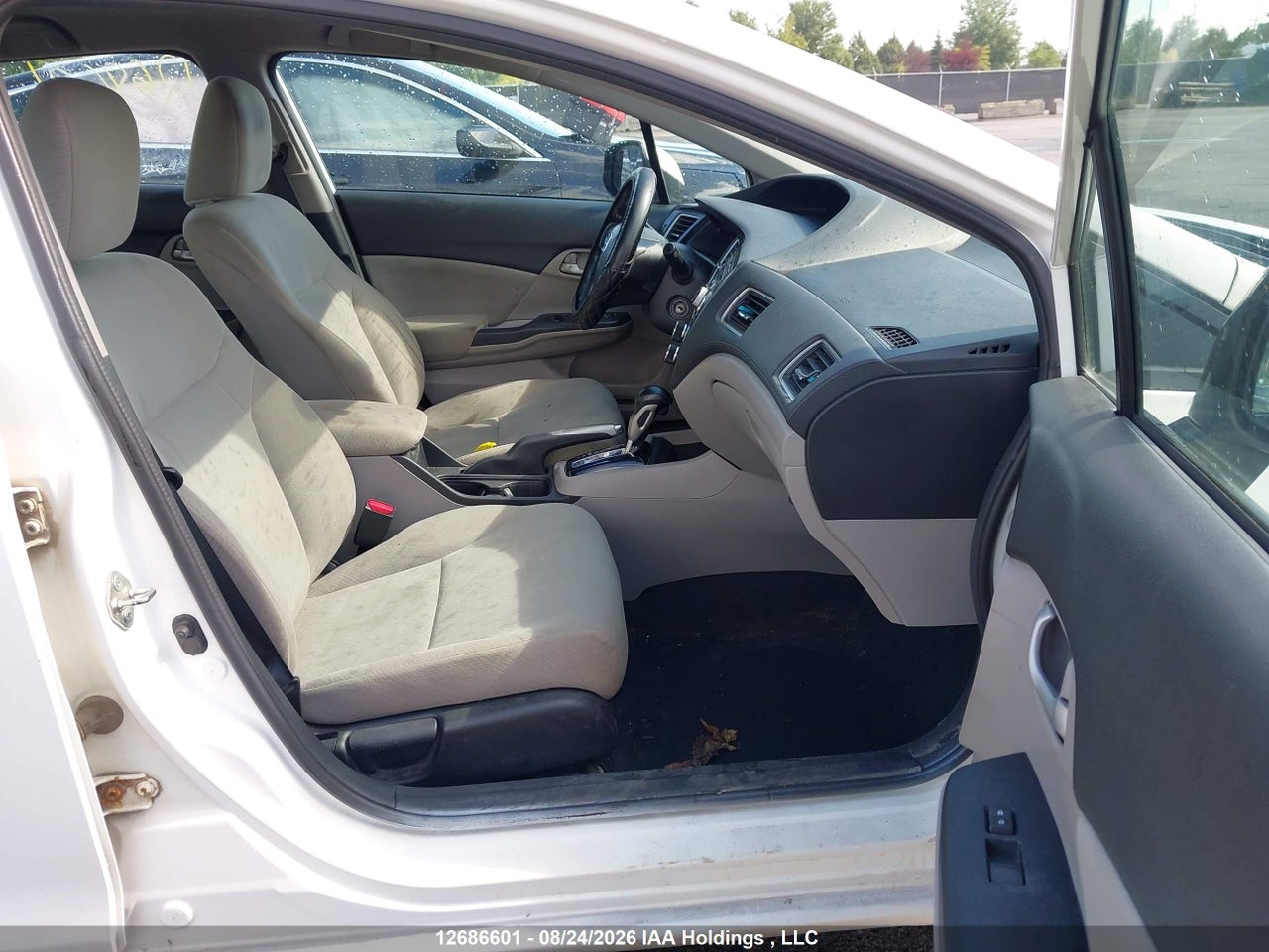 2HGFB2F42DH039072 · 2013 HONDA CIVIC LX · 5/11