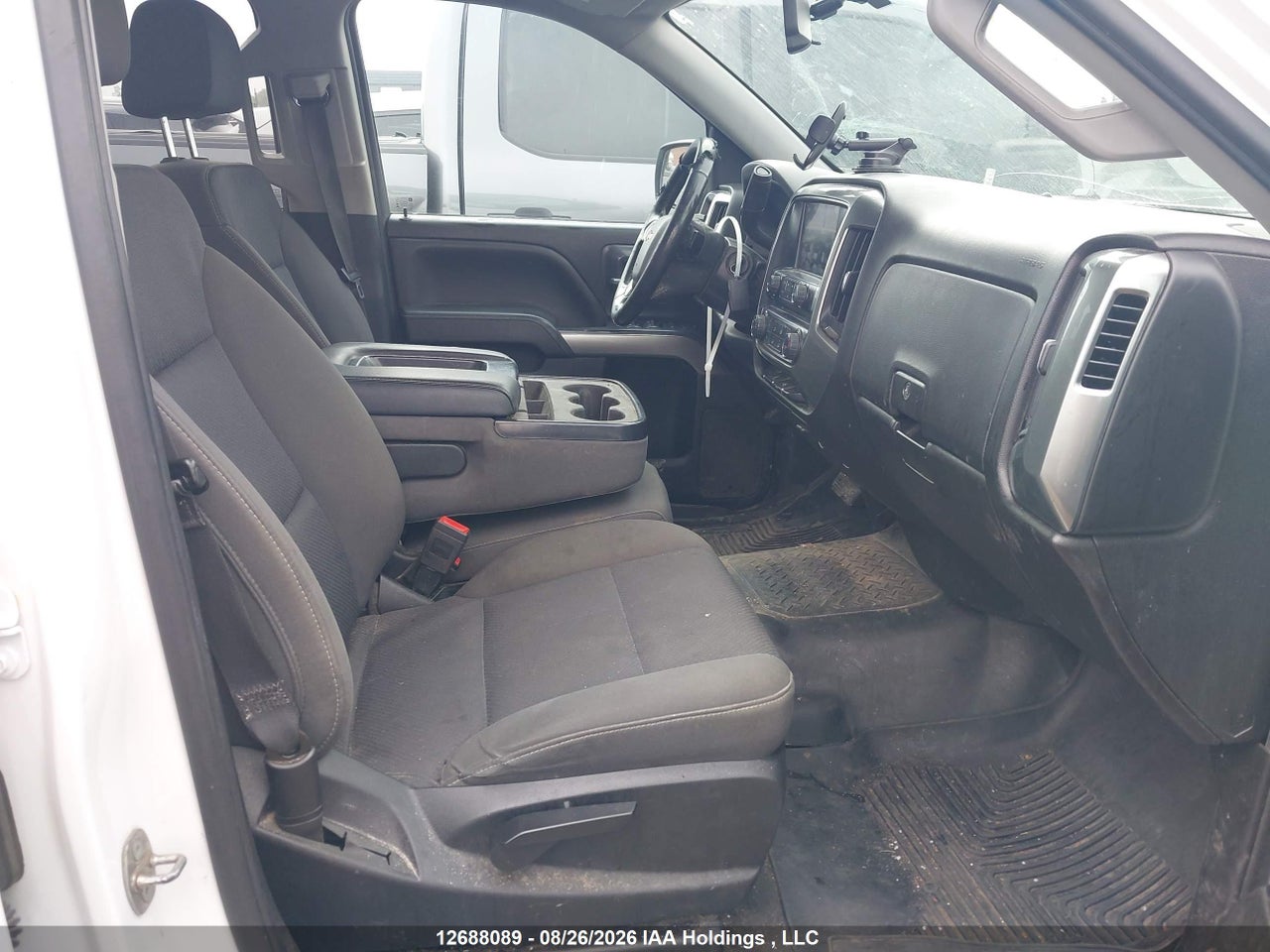 2GCVKPEC7K1181066 · 2019 CHEVROLET SILVERADO 1500 LD LT · 5/17
