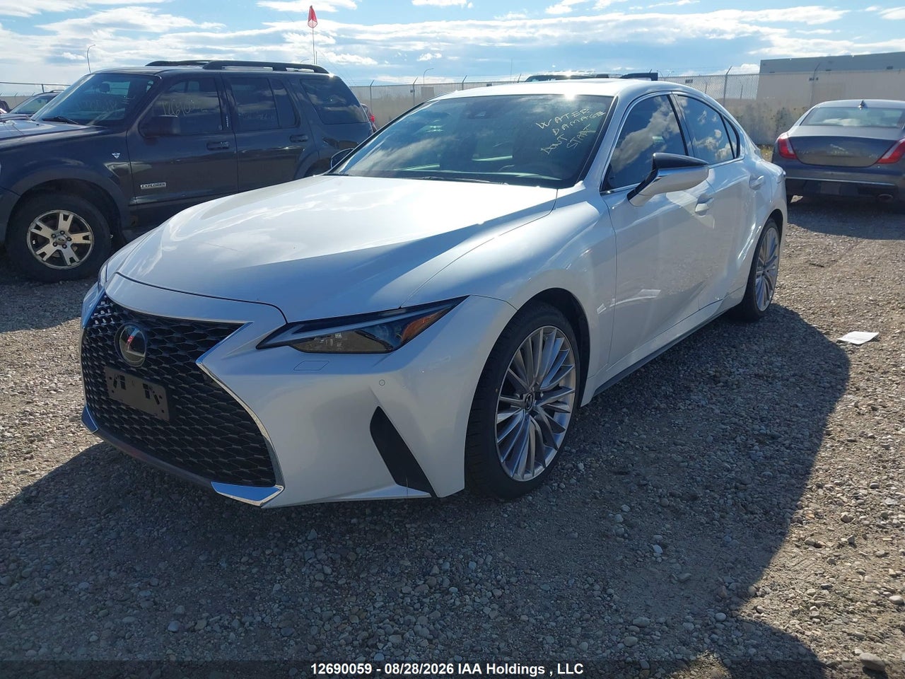 2021 LEXUS IS 300 · 2/19