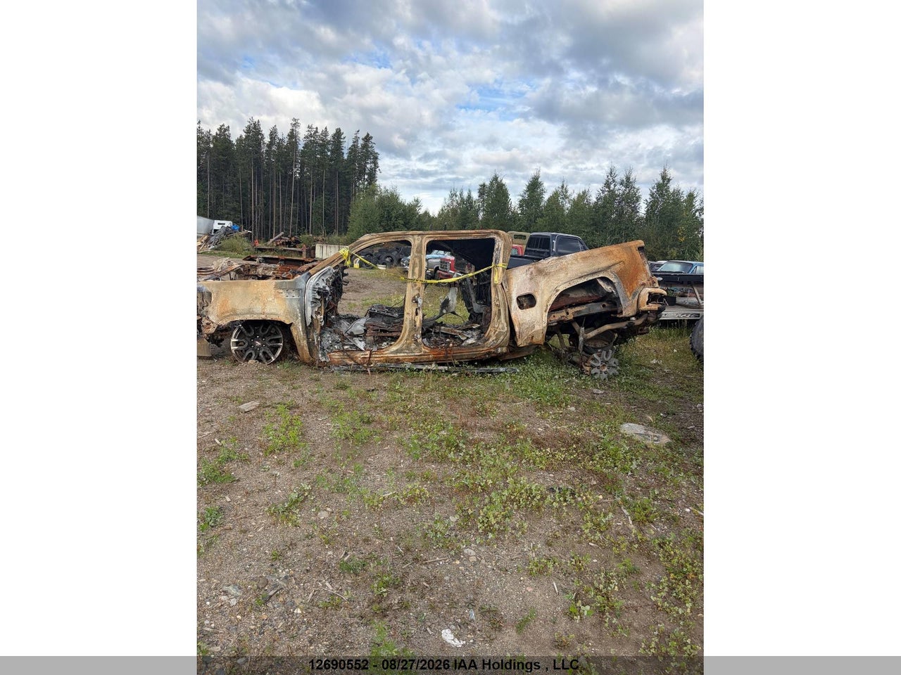 3GTUUCED4PG113524 · 2023 GMC SIERRA K1500 ELEVATION · 2/4