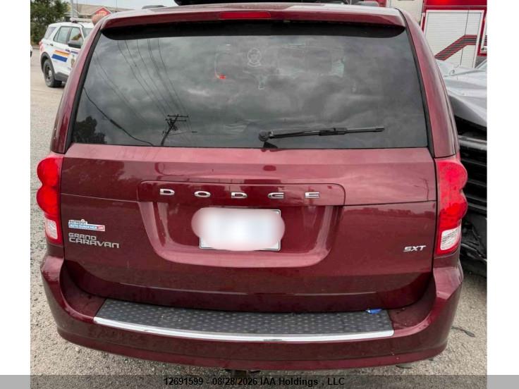 2017 DODGE GRAND CARAVAN SE · 2/6