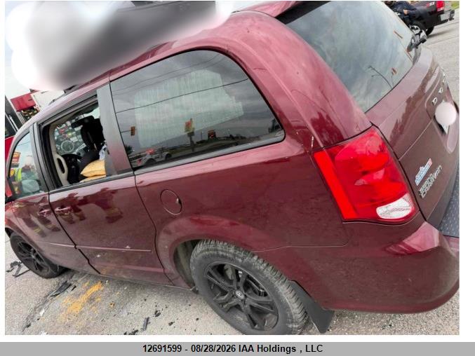 2017 DODGE GRAND CARAVAN SE · 3/6