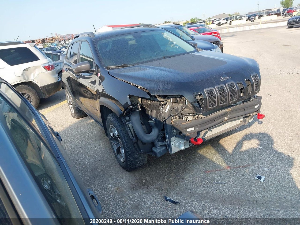 1C4PJMBX9KD210458 · 2019 JEEP CHEROKEE TRAILHAWK