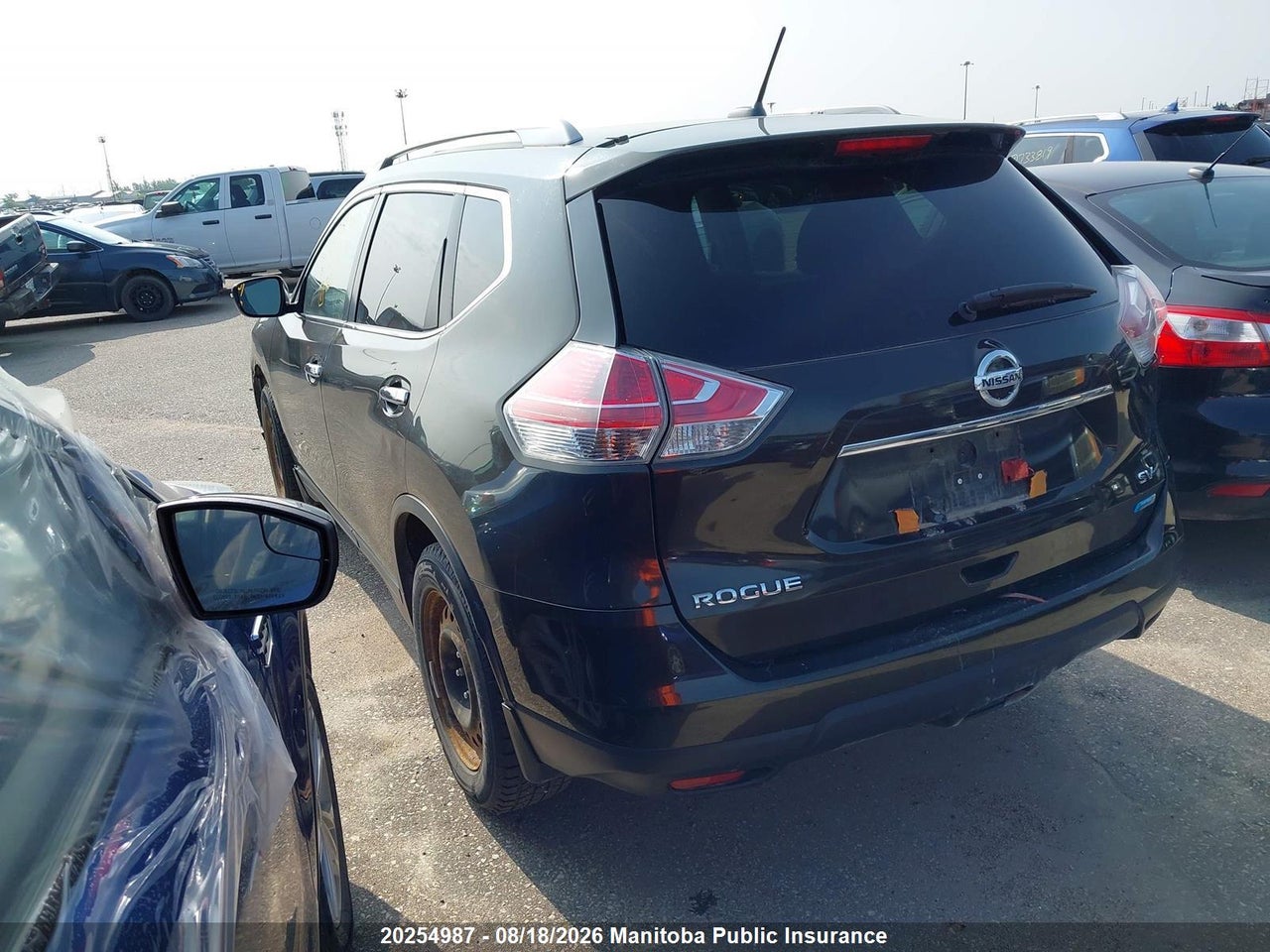 5N1AT2MT8EC803054 · 2014 NISSAN ROGUE SV · 3/24
