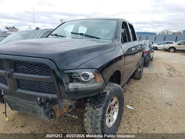 3C6UR5FL9DG581562 · 2013 DODGE RAM 2500 LARAMIE CREW CAB  · 2/11