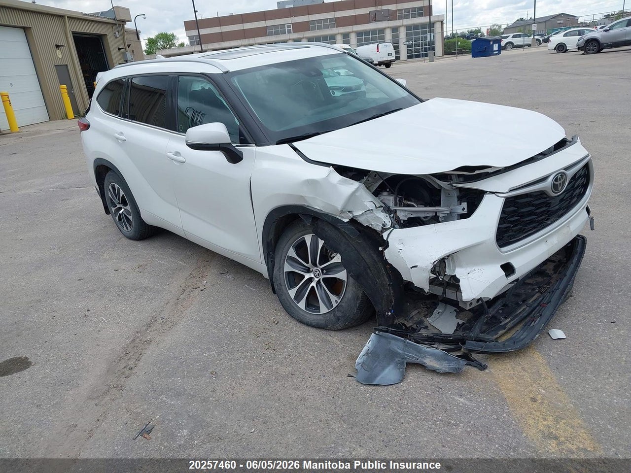 5TDGZRBHXNS222741 · 2022 TOYOTA HIGHLANDER XLE V6