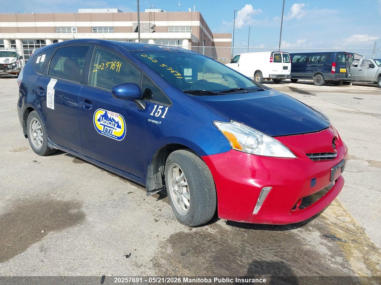 JTDZN3EU1EJ003867 · 2014 TOYOTA PRIUS V
