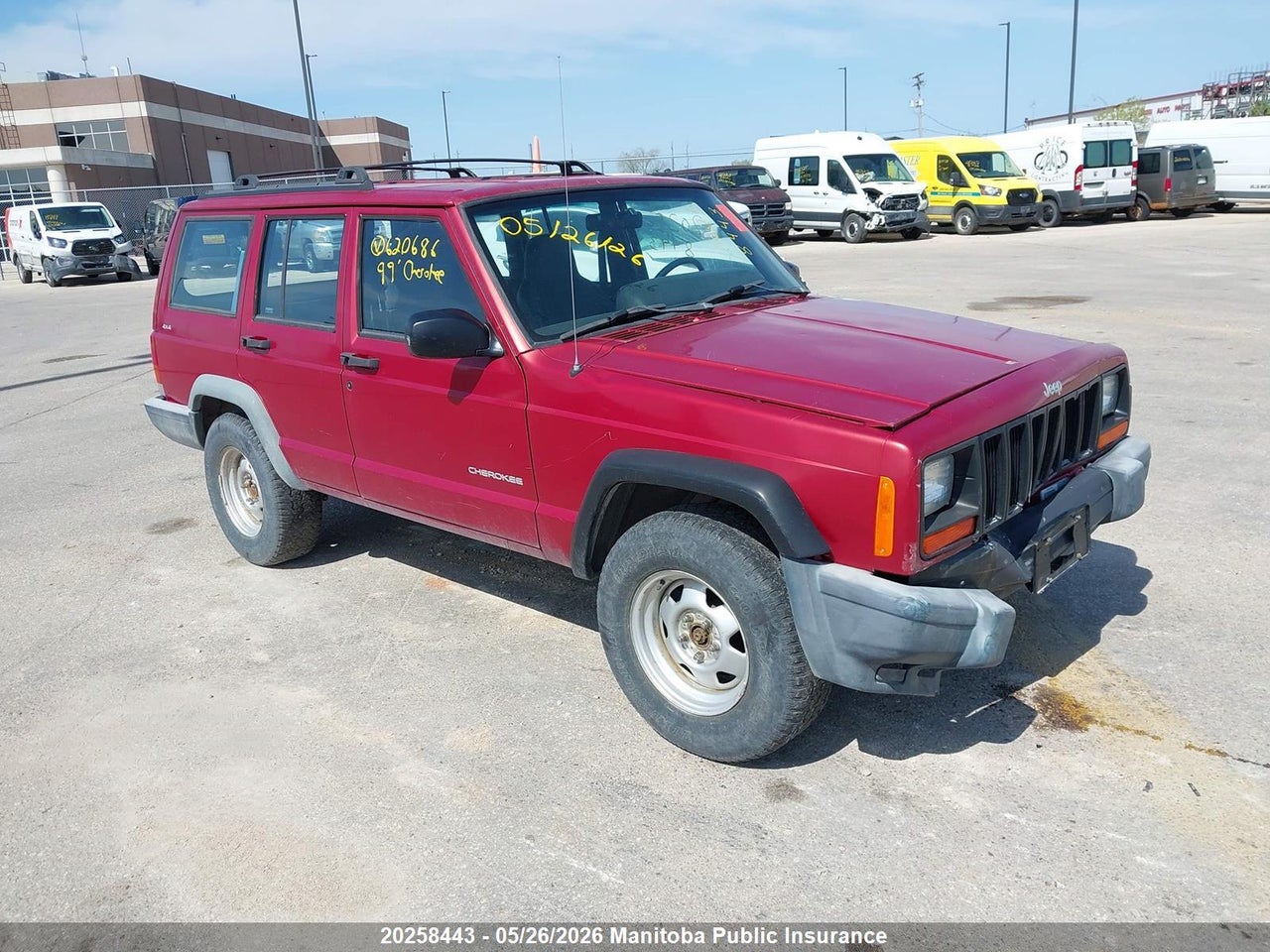 1J4FF28S6XL620686 · 1999 JEEP CHEROKEE SE