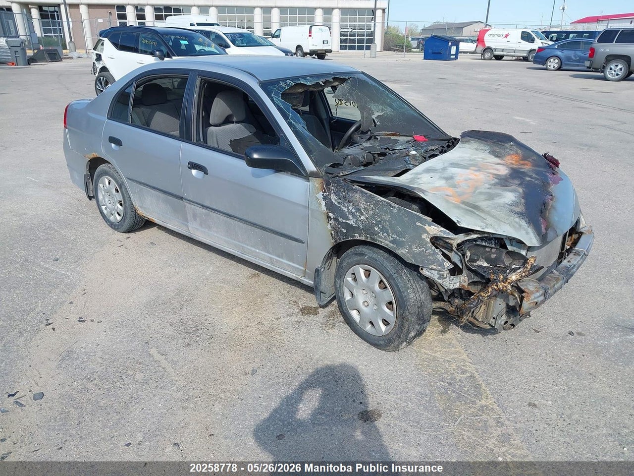 2HGES161X4H901322 · 2004 HONDA CIVIC DX