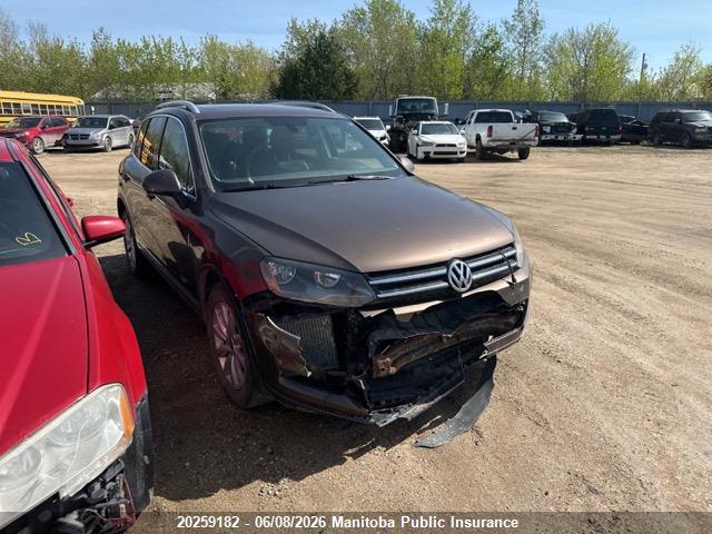 WVGEP9BP5ED001740 · 2014 VOLKSWAGEN TOUAREG V6 TDI