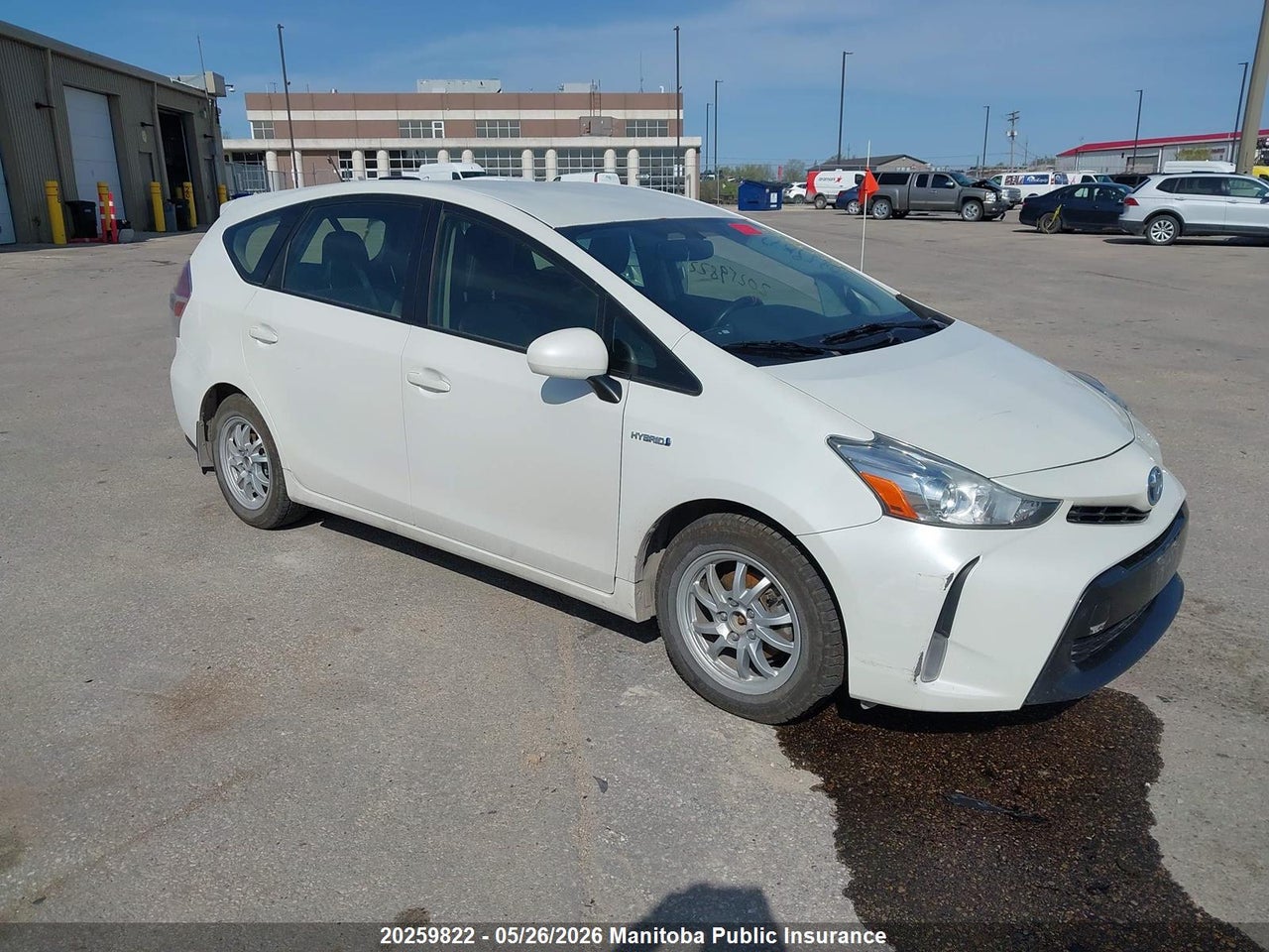JTDZN3EU3HJ056994 · 2017 TOYOTA PRIUS V