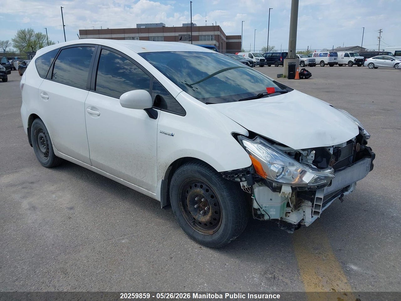 JTDZN3EUXGJ051063 · 2016 TOYOTA PRIUS V