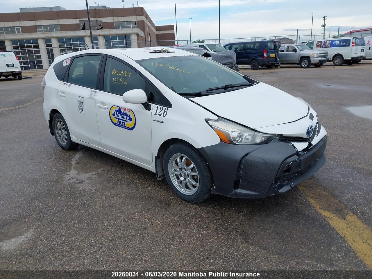 JTDZN3EU2FJ029167 · 2015 TOYOTA PRIUS V