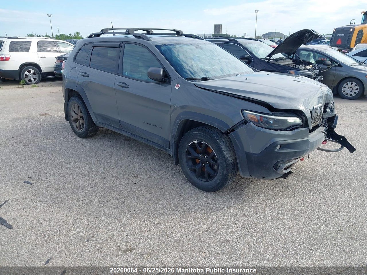 1C4PJMBX4KD451439 · 2019 JEEP CHEROKEE TRAILHAWK