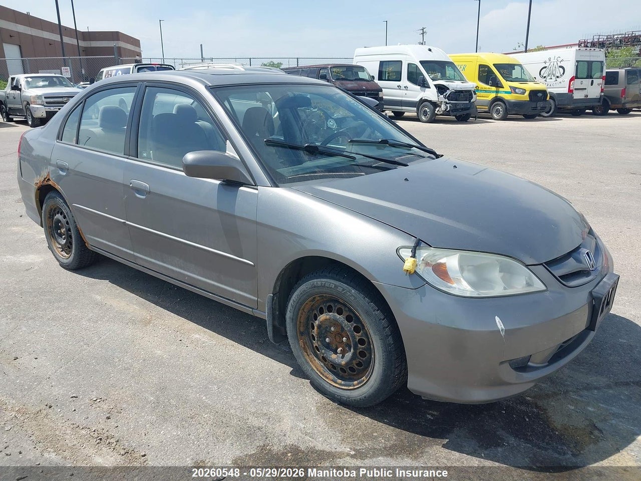 2HGES156X5H047818 · 2005 HONDA CIVIC LX