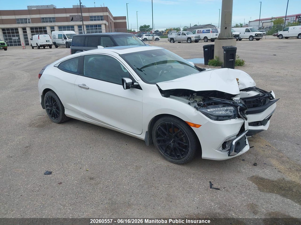 2HGFC3B98LH450043 · 2020 HONDA Civic touring
