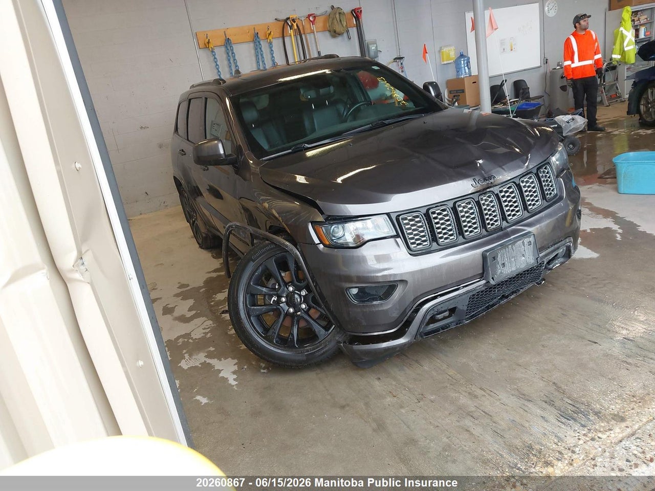 1C4RJFAG8KC648982 · 2019 JEEP GRAND CHEROKEE LAREDO