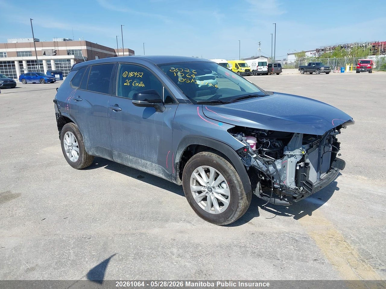 7MUCAAAG7TV180452 · 2026 TOYOTA COROLLA CROSS LE