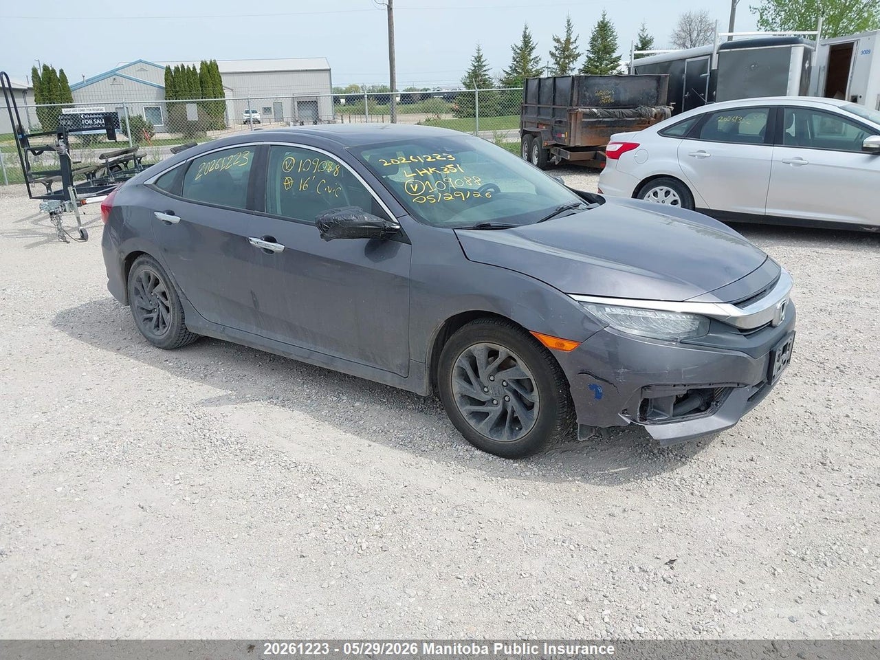 2HGFC1F97GH109088 · 2016 HONDA Civic touring