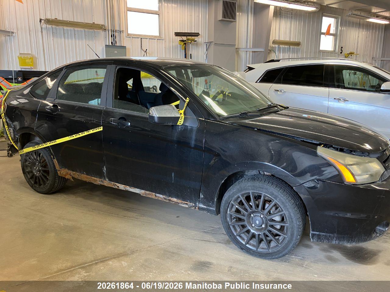 1FAHP3GN8AW282815 · 2010 FORD FOCUS SES