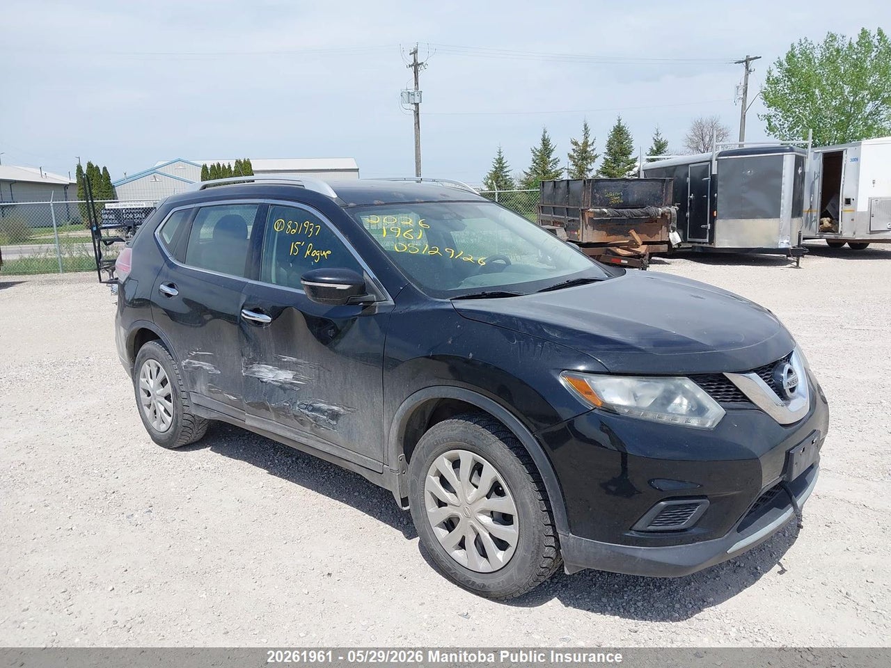 5N1AT2MV9FC821937 · 2015 NISSAN ROGUE SL