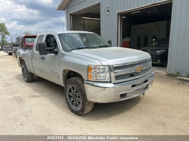 1GCRKREA1DZ399896 · 2013 CHEVROLET SILVERADO 1500 LS EXT CAB