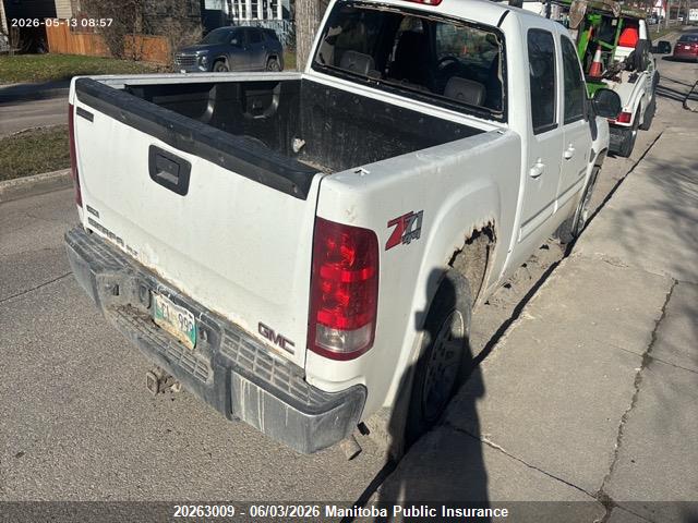 3GTEK13399G251815 · 2009 GMC SIERRA 1500 SLT CREW CAB  · 4/10
