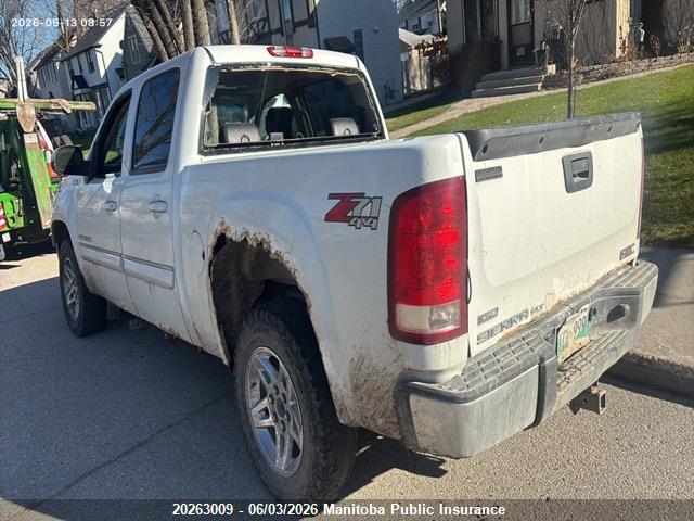 3GTEK13399G251815 · 2009 GMC SIERRA 1500 SLT CREW CAB  · 3/10