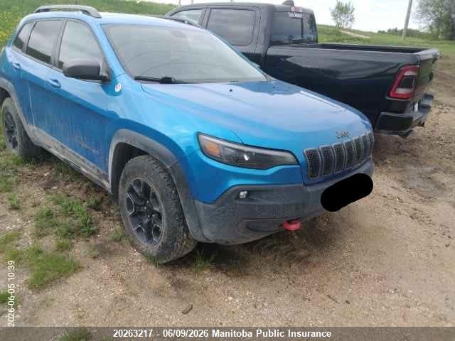 1C4PJMBX0KD336580 · 2019 JEEP CHEROKEE TRAILHAWK
