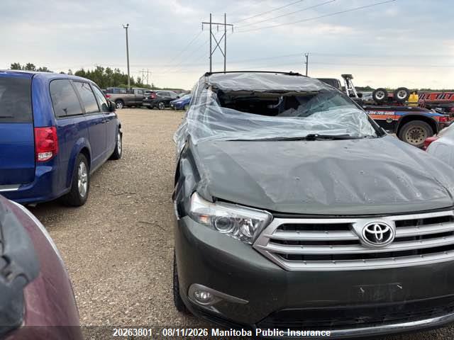5TDBK3EH0CS166412 · 2012 TOYOTA HIGHLANDER V6