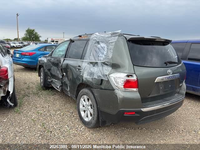 5TDBK3EH0CS166412 · 2012 TOYOTA HIGHLANDER V6 · 3/11