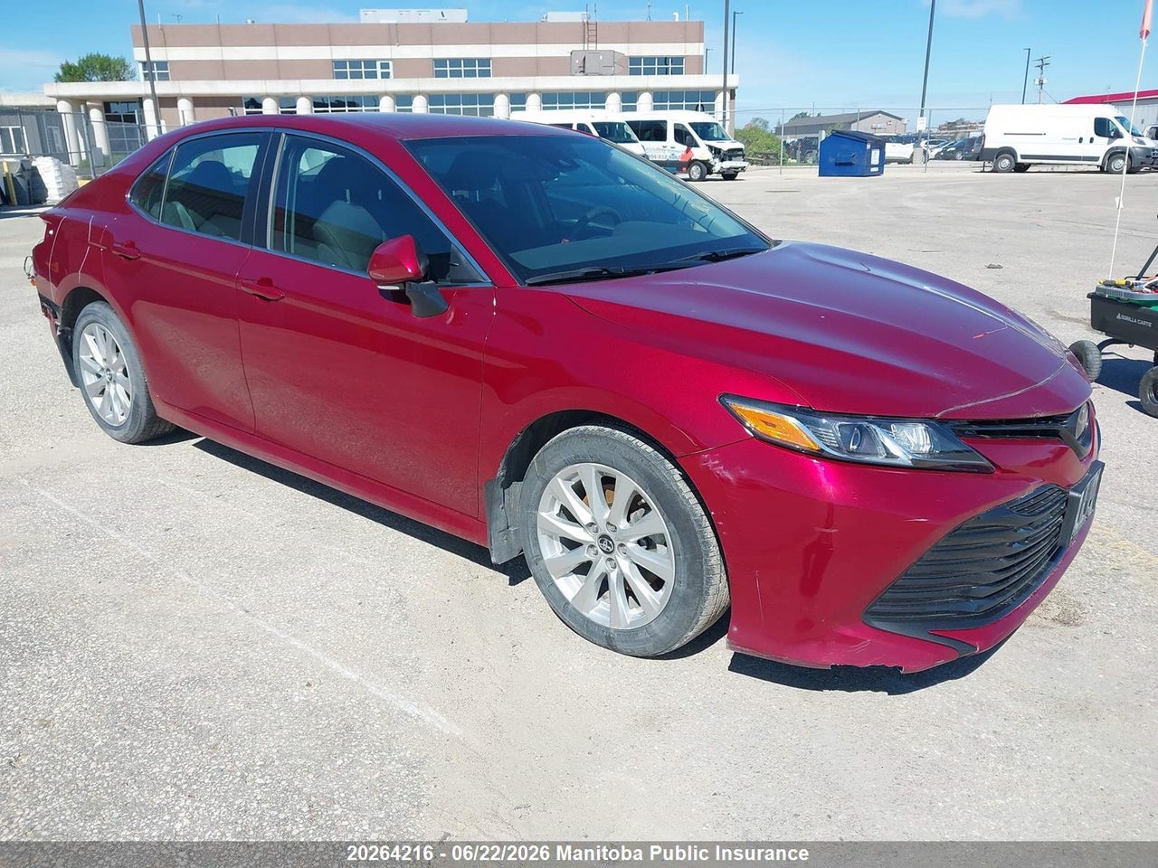 4T1B11HK5KU765665 · 2019 TOYOTA CAMRY LE