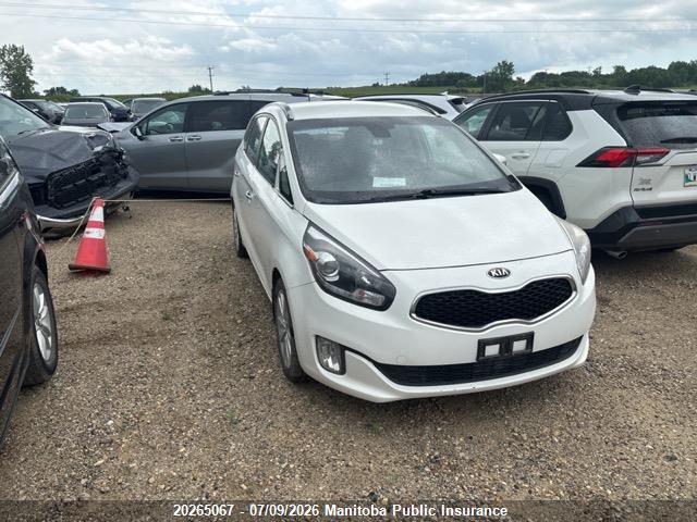 KNAHU8A35E7008279 · 2014 KIA RONDO EX