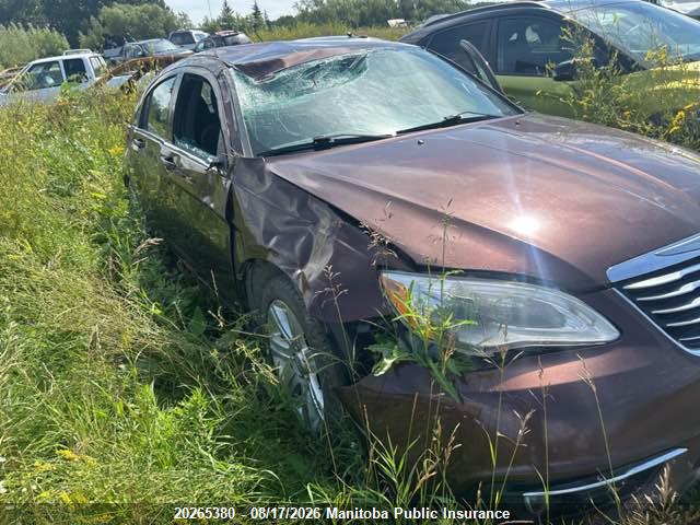 1C3CCBBB4DN673949 · 2013 CHRYSLER 200 TOURING · 6/10
