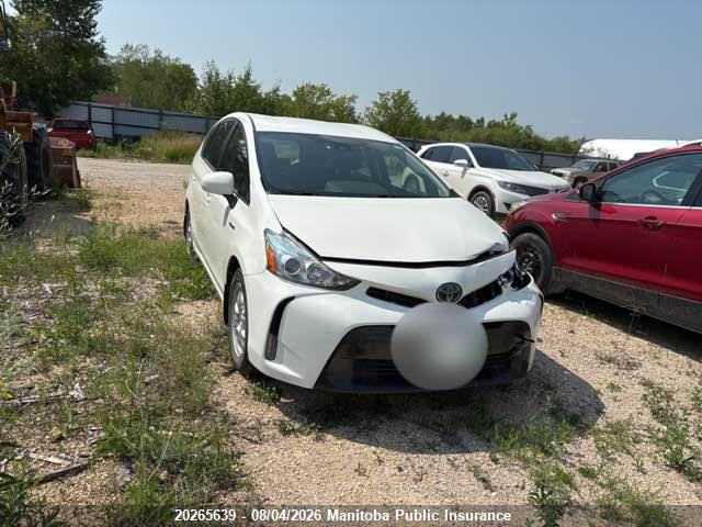 JTDZN3EU5JJ075133 · 2018 TOYOTA PRIUS V
