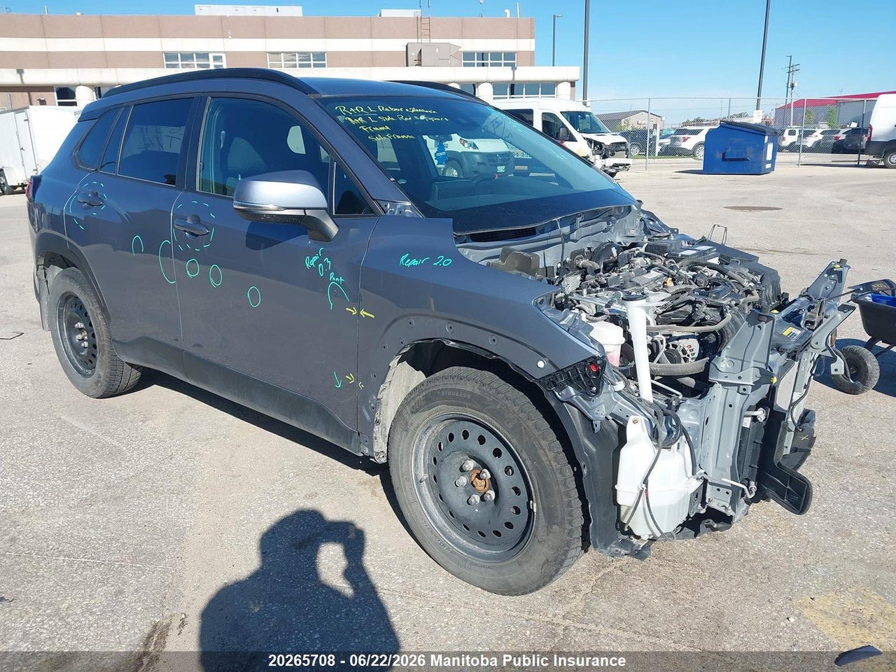 7MUBAABG5NV017151 · 2022 TOYOTA COROLLA CROSS LE