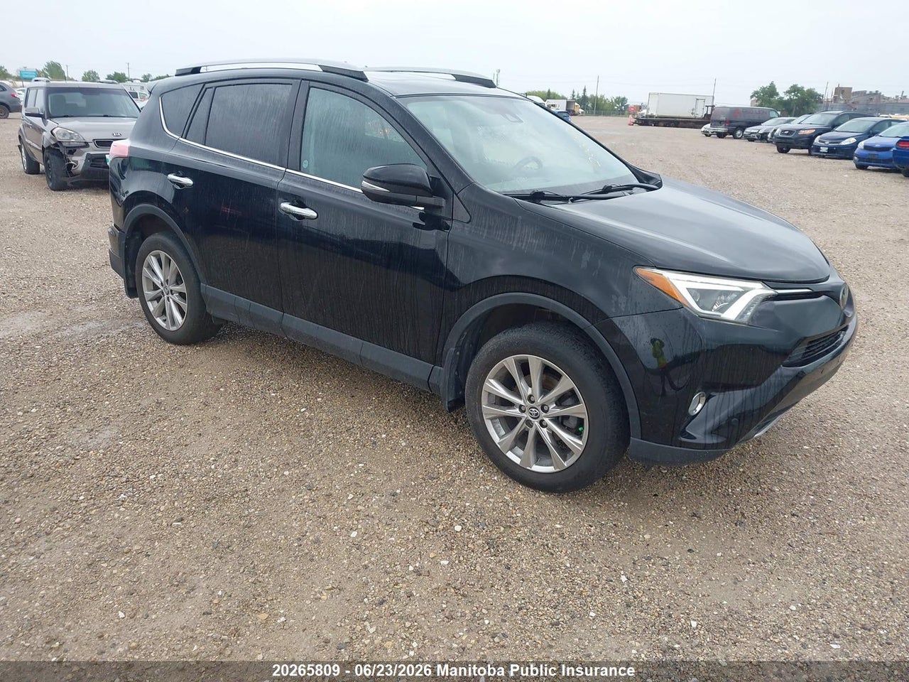 2T3DFREV1JW698432 · 2018 TOYOTA RAV4 LIMITED