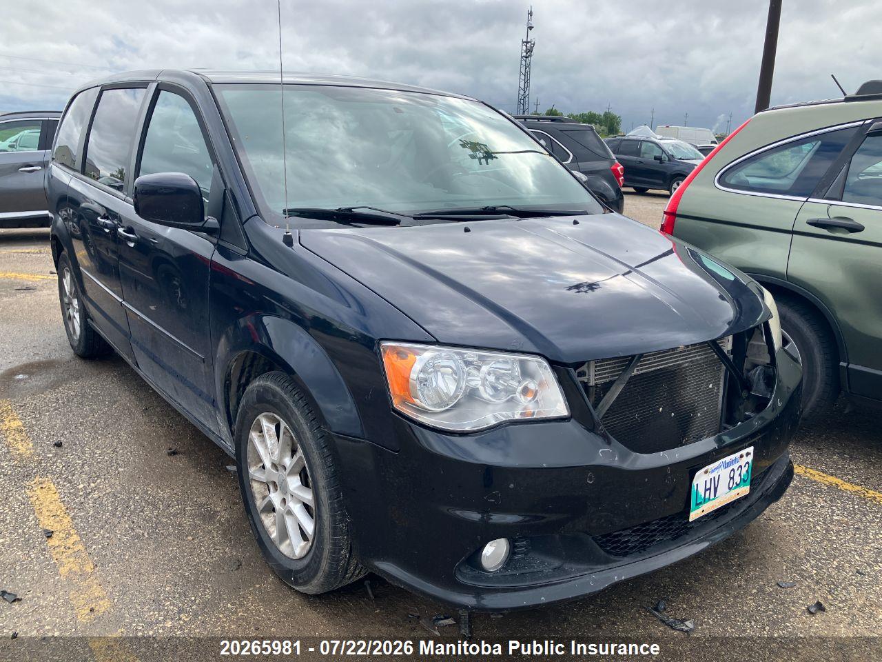 2D4RN7DG6BR723615 · 2011 DODGE GRAND CARAVAN R/T