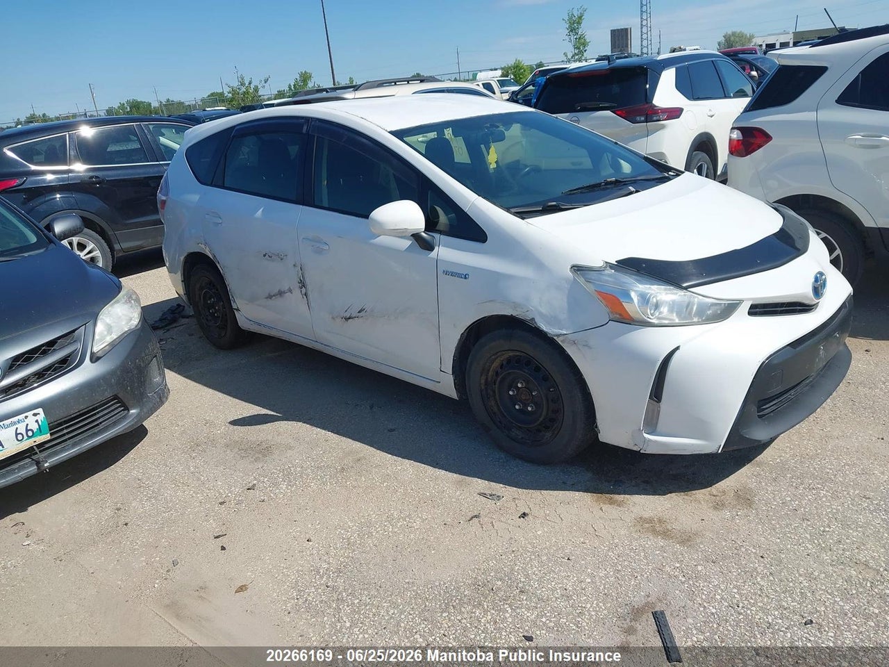 JTDZN3EU8HJ070986 · 2017 TOYOTA PRIUS V