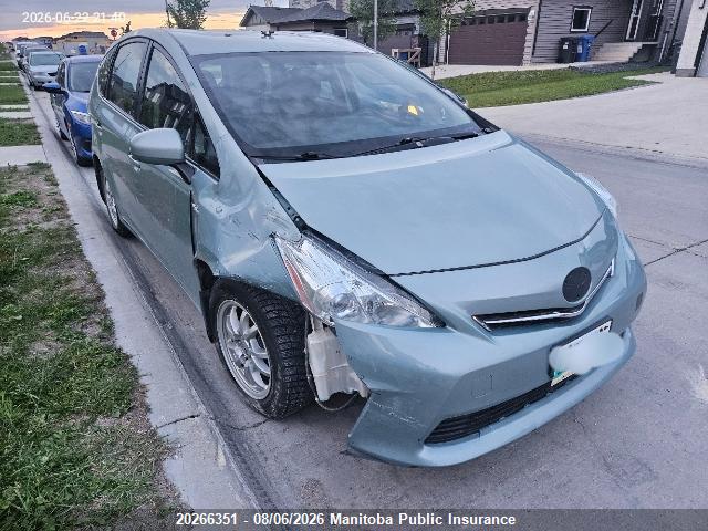 JTDZN3EU5D3239313 · 2013 TOYOTA PRIUS V