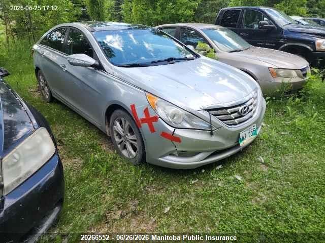 5NPEC4AC1DH630504 · 2013 HYUNDAI SONATA LIMITED