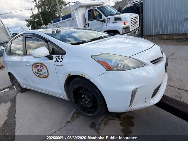 JTDZN3EU2D3229063 · 2013 TOYOTA PRIUS V